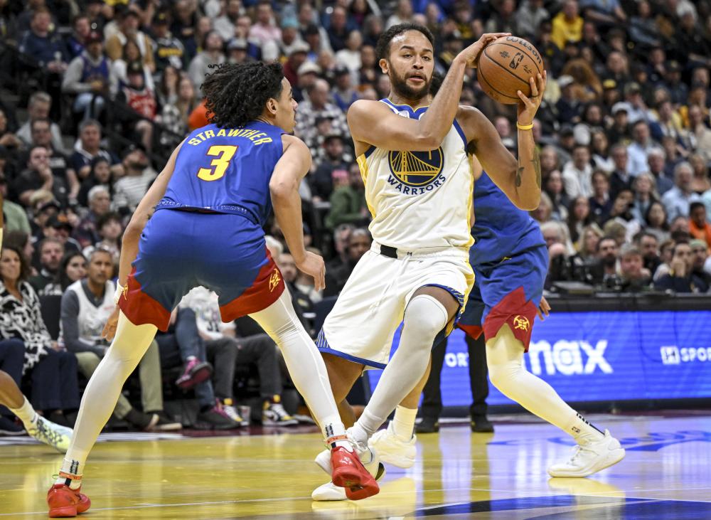 换中占据主 换中占据主